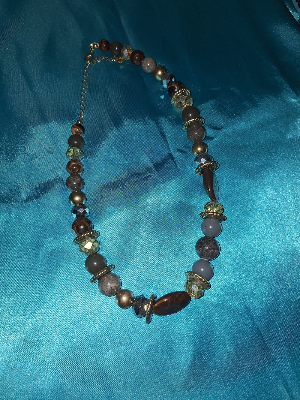 Elegant Brown and Gray Beaded Necklace - Women Jewelry
